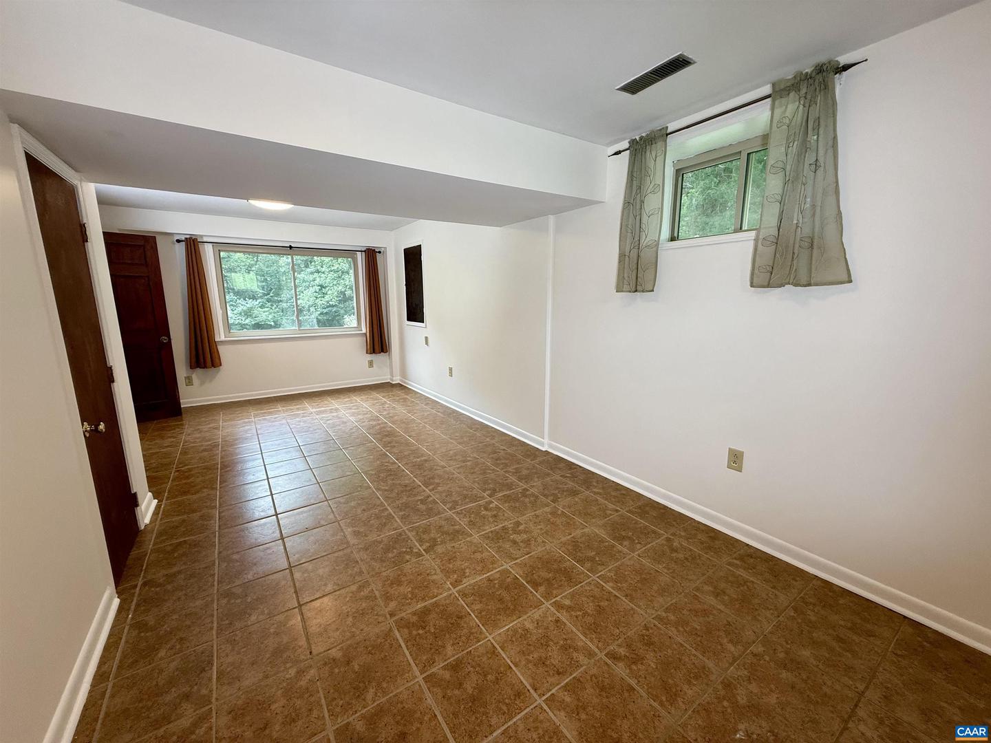 1638 HARRIS CREEK RD, CHARLOTTESVILLE, Virginia 22902, 3 Bedrooms Bedrooms, ,2 BathroomsBathrooms,Residential,For sale,1638 HARRIS CREEK RD,667194 MLS # 667194