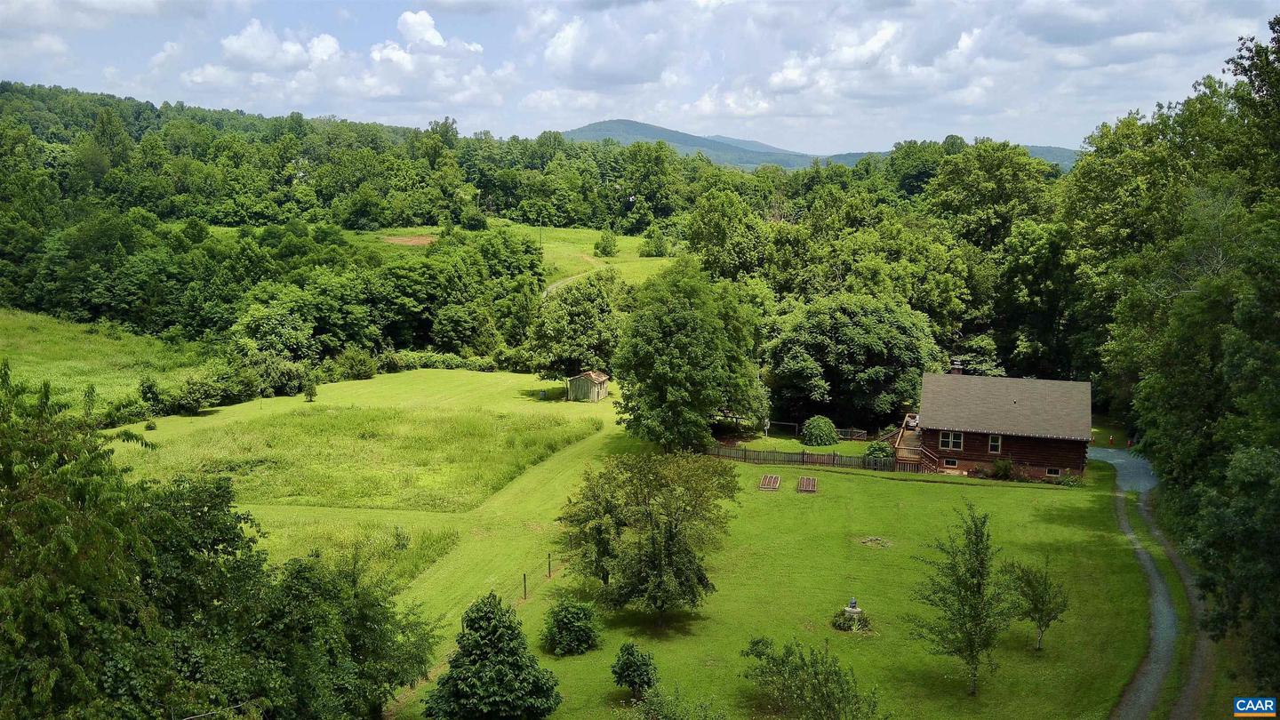 1638 HARRIS CREEK RD, CHARLOTTESVILLE, Virginia 22902, 3 Bedrooms Bedrooms, ,2 BathroomsBathrooms,Residential,For sale,1638 HARRIS CREEK RD,667194 MLS # 667194