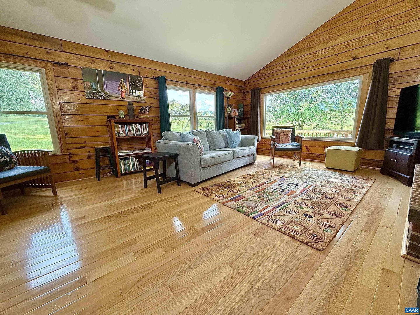 1638 HARRIS CREEK RD, CHARLOTTESVILLE, Virginia 22902, 3 Bedrooms Bedrooms, ,2 BathroomsBathrooms,Residential,For sale,1638 HARRIS CREEK RD,667194 MLS # 667194