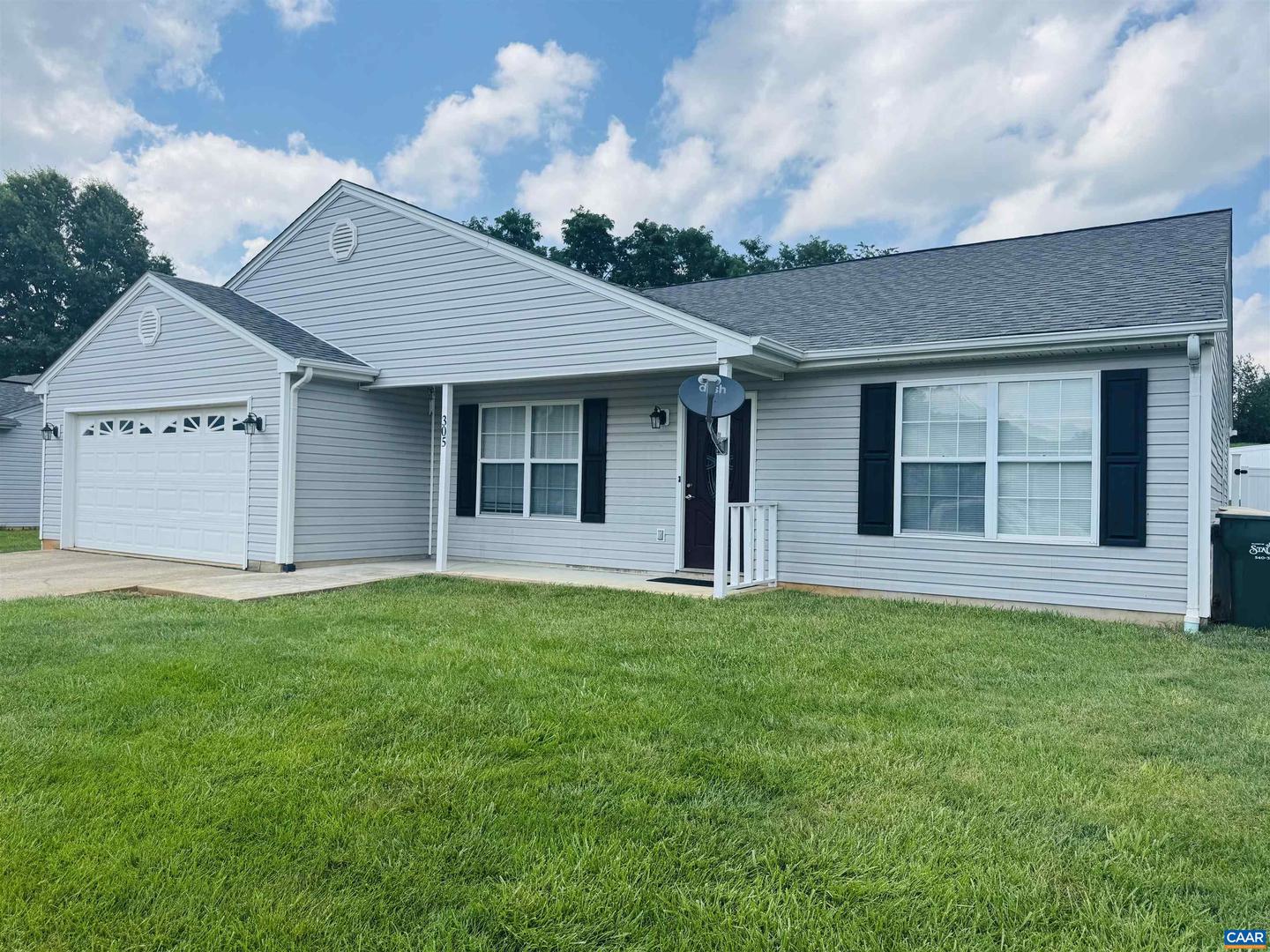 305 GREENWOOD RD, STAUNTON, Virginia 24401, 4 Bedrooms Bedrooms, ,2 BathroomsBathrooms,Residential,For sale,305 GREENWOOD RD,667195 MLS # 667195