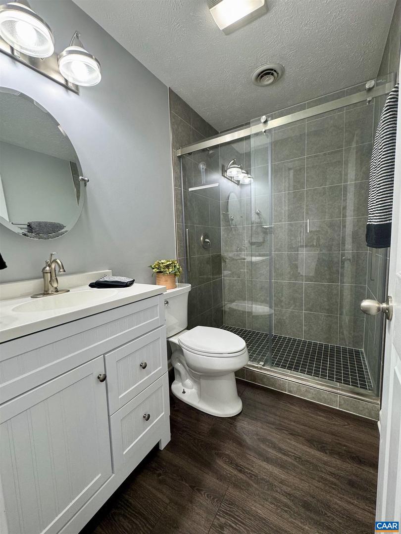 305 GREENWOOD RD, STAUNTON, Virginia 24401, 4 Bedrooms Bedrooms, ,2 BathroomsBathrooms,Residential,For sale,305 GREENWOOD RD,667195 MLS # 667195