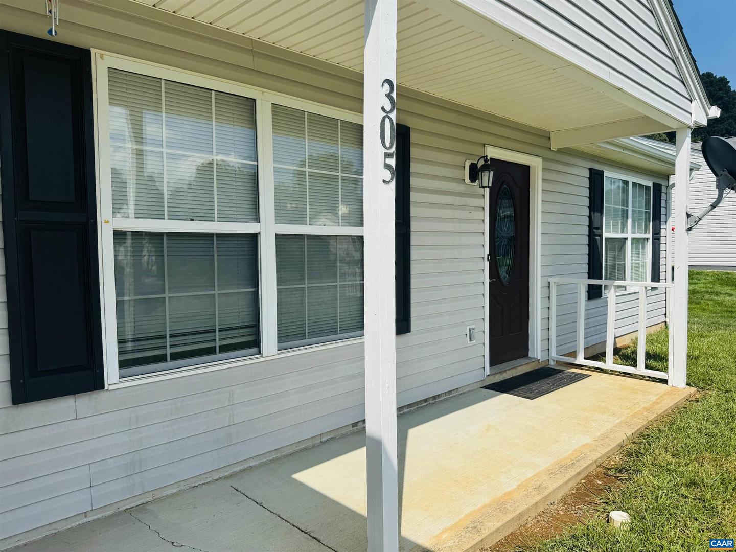 305 GREENWOOD RD, STAUNTON, Virginia 24401, 4 Bedrooms Bedrooms, ,2 BathroomsBathrooms,Residential,For sale,305 GREENWOOD RD,667195 MLS # 667195
