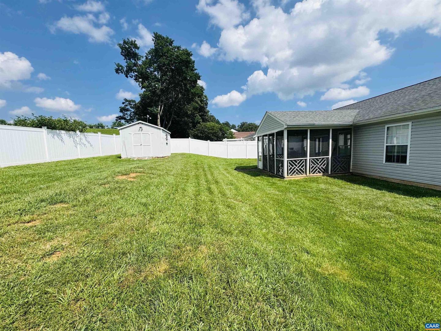 305 GREENWOOD RD, STAUNTON, Virginia 24401, 4 Bedrooms Bedrooms, ,2 BathroomsBathrooms,Residential,For sale,305 GREENWOOD RD,667195 MLS # 667195