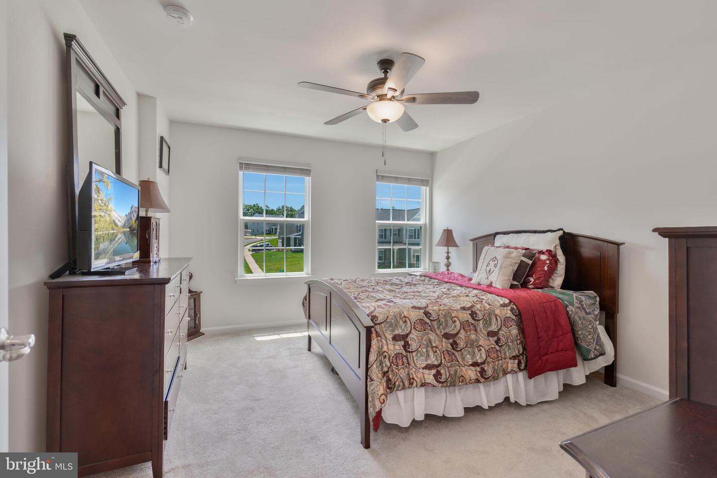 8903 MAPLE RUN DR, FREDERICKSBURG, Virginia 22407, 5 Bedrooms Bedrooms, ,3 BathroomsBathrooms,Residential,For sale,8903 MAPLE RUN DR,VASP2035008 MLS # VASP2035008