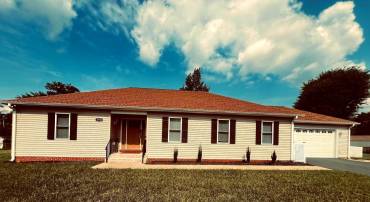390 N RAPPAHANNOCK ST, REMINGTON, Virginia 22734, 3 Bedrooms Bedrooms, ,3 BathroomsBathrooms,Residential,For sale,390 N RAPPAHANNOCK ST,VAFQ2017646 MLS # VAFQ2017646