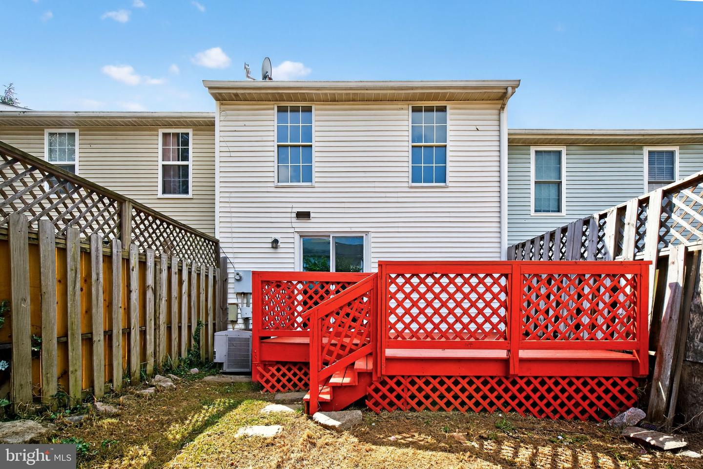 116 OAK TREE LN, WARRENTON, Virginia 20186, 3 Bedrooms Bedrooms, ,2 BathroomsBathrooms,Residential,For sale,116 OAK TREE LN,VAFQ2017648 MLS # VAFQ2017648