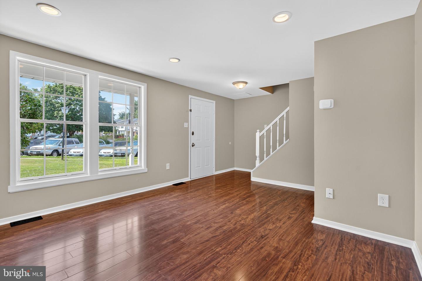 116 OAK TREE LN, WARRENTON, Virginia 20186, 3 Bedrooms Bedrooms, ,2 BathroomsBathrooms,Residential,For sale,116 OAK TREE LN,VAFQ2017648 MLS # VAFQ2017648