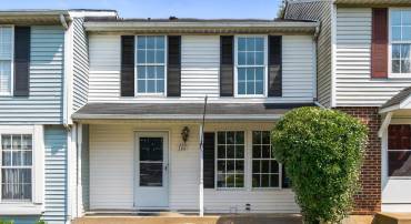 116 OAK TREE LN, WARRENTON, Virginia 20186, 3 Bedrooms Bedrooms, ,2 BathroomsBathrooms,Residential,For sale,116 OAK TREE LN,VAFQ2017648 MLS # VAFQ2017648