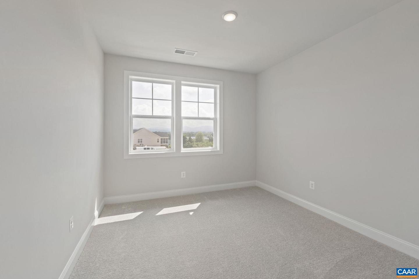 305 SUNBIRD LN, WAYNESBORO, Virginia 22980, 5 Bedrooms Bedrooms, ,3 BathroomsBathrooms,Residential,For sale,305 SUNBIRD LN,667201 MLS # 667201