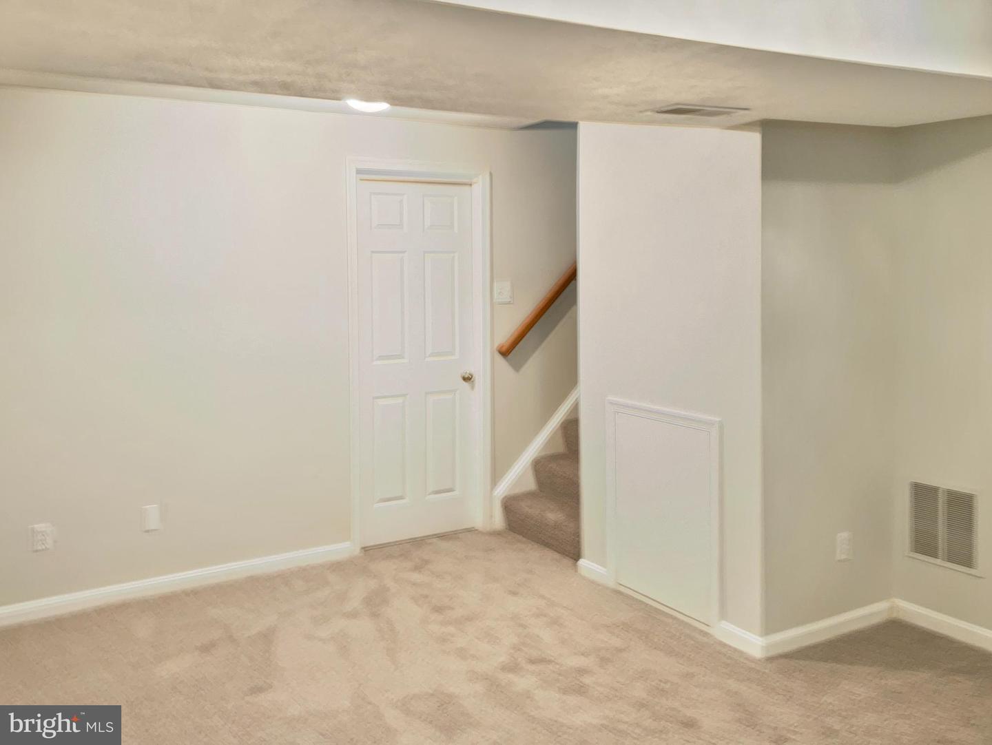 16934 TOMS RIVER LOOP, DUMFRIES, Virginia 22026, 3 Bedrooms Bedrooms, ,2 BathroomsBathrooms,Residential,For sale,16934 TOMS RIVER LOOP,VAPW2100200 MLS # VAPW2100200