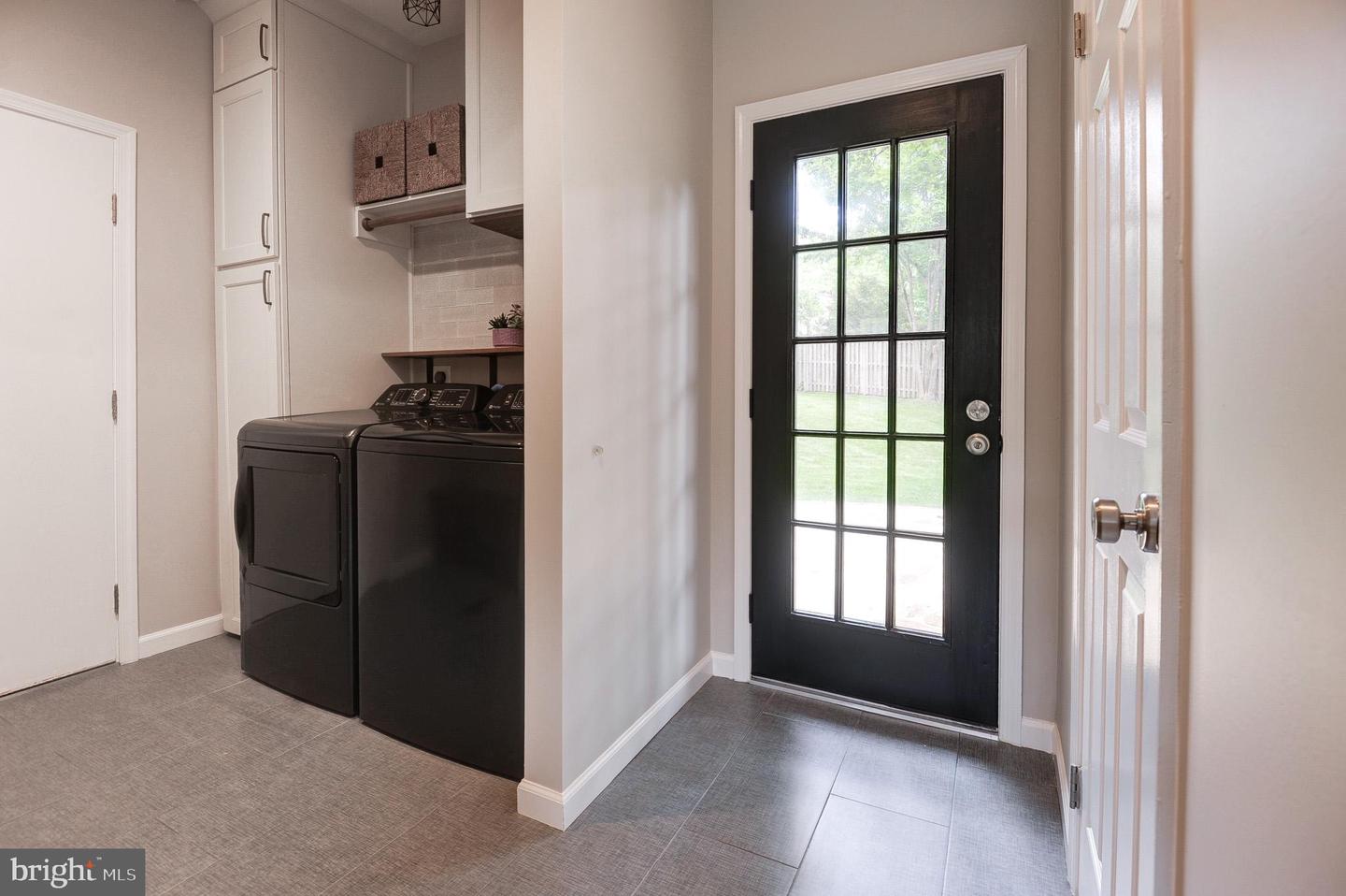 2685 GLENCROFT RD, VIENNA, Virginia 22181, 5 Bedrooms Bedrooms, ,3 BathroomsBathrooms,Residential,For sale,2685 GLENCROFT RD,VAFX2258074 MLS # VAFX2258074
