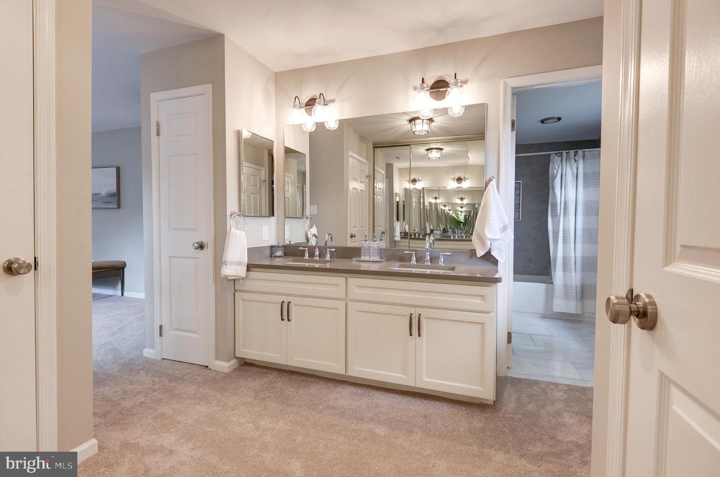 2685 GLENCROFT RD, VIENNA, Virginia 22181, 5 Bedrooms Bedrooms, ,3 BathroomsBathrooms,Residential,For sale,2685 GLENCROFT RD,VAFX2258074 MLS # VAFX2258074