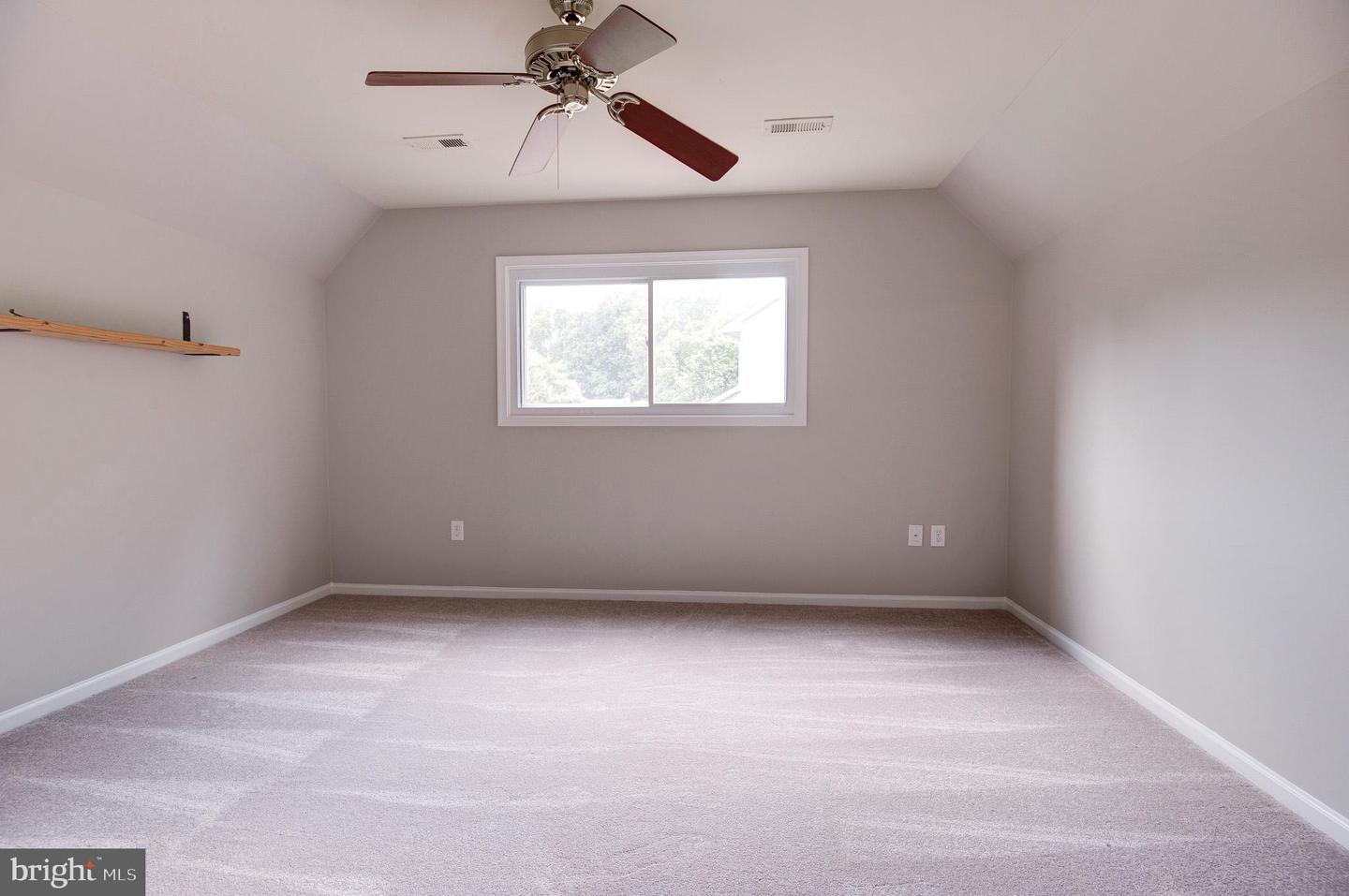 2685 GLENCROFT RD, VIENNA, Virginia 22181, 5 Bedrooms Bedrooms, ,3 BathroomsBathrooms,Residential,For sale,2685 GLENCROFT RD,VAFX2258074 MLS # VAFX2258074