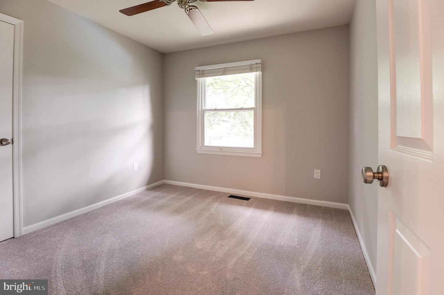 2685 GLENCROFT RD, VIENNA, Virginia 22181, 5 Bedrooms Bedrooms, ,3 BathroomsBathrooms,Residential,For sale,2685 GLENCROFT RD,VAFX2258074 MLS # VAFX2258074