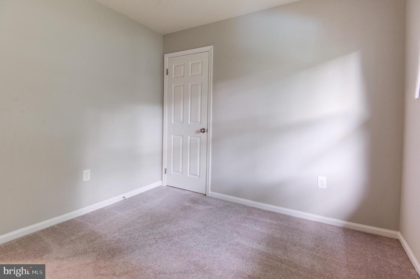 2685 GLENCROFT RD, VIENNA, Virginia 22181, 5 Bedrooms Bedrooms, ,3 BathroomsBathrooms,Residential,For sale,2685 GLENCROFT RD,VAFX2258074 MLS # VAFX2258074