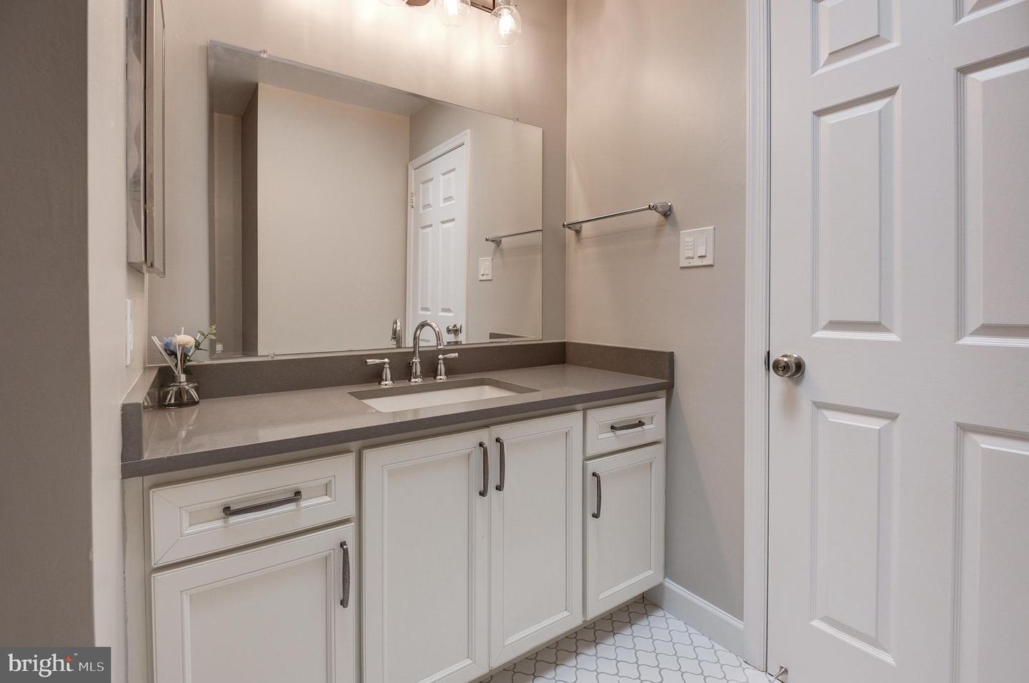 2685 GLENCROFT RD, VIENNA, Virginia 22181, 5 Bedrooms Bedrooms, ,3 BathroomsBathrooms,Residential,For sale,2685 GLENCROFT RD,VAFX2258074 MLS # VAFX2258074