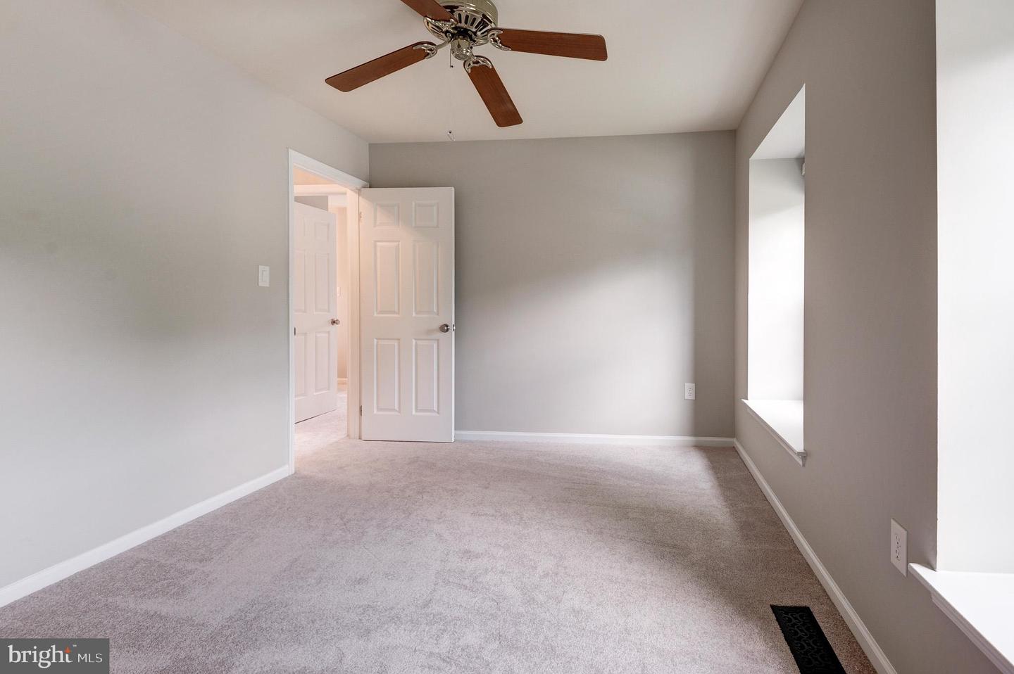2685 GLENCROFT RD, VIENNA, Virginia 22181, 5 Bedrooms Bedrooms, ,3 BathroomsBathrooms,Residential,For sale,2685 GLENCROFT RD,VAFX2258074 MLS # VAFX2258074