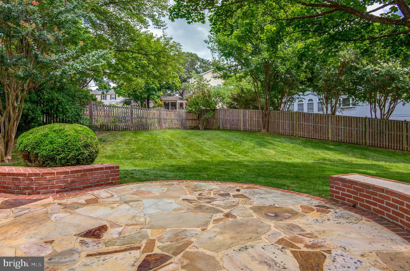 2685 GLENCROFT RD, VIENNA, Virginia 22181, 5 Bedrooms Bedrooms, ,3 BathroomsBathrooms,Residential,For sale,2685 GLENCROFT RD,VAFX2258074 MLS # VAFX2258074