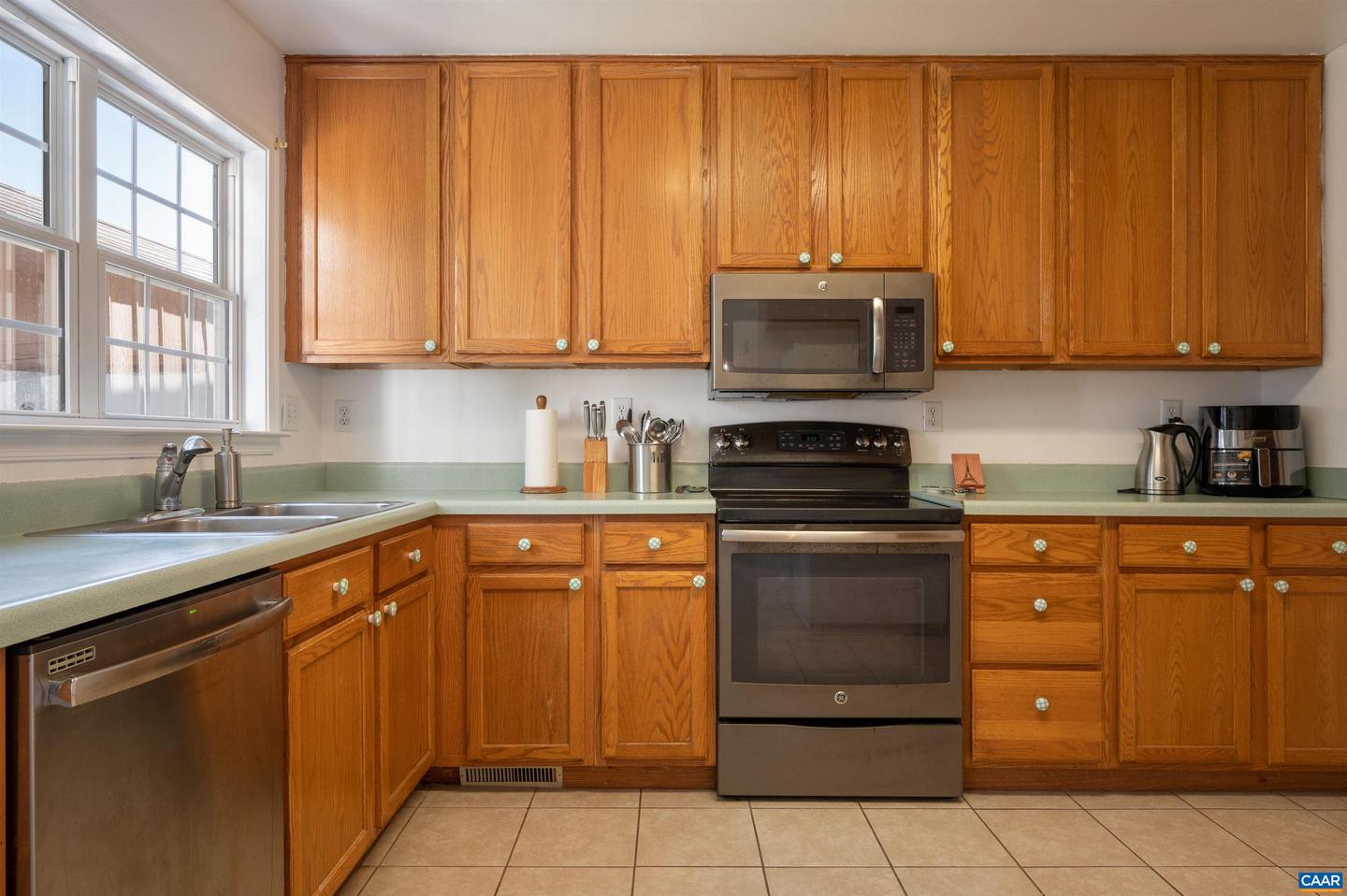 3260 TIMBERWOOD PKWY, CHARLOTTESVILLE, Virginia 22911, 3 Bedrooms Bedrooms, ,2 BathroomsBathrooms,Residential,For sale,3260 TIMBERWOOD PKWY,667208 MLS # 667208