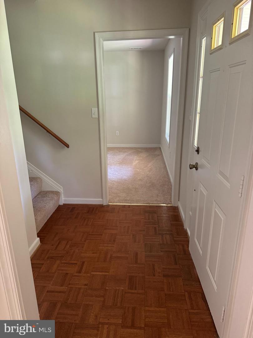 8217 MAPLEWOOD DR, MANASSAS, Virginia 20111, 3 Bedrooms Bedrooms, ,3 BathroomsBathrooms,Residential,For sale,8217 MAPLEWOOD DR,VAPW2100216 MLS # VAPW2100216