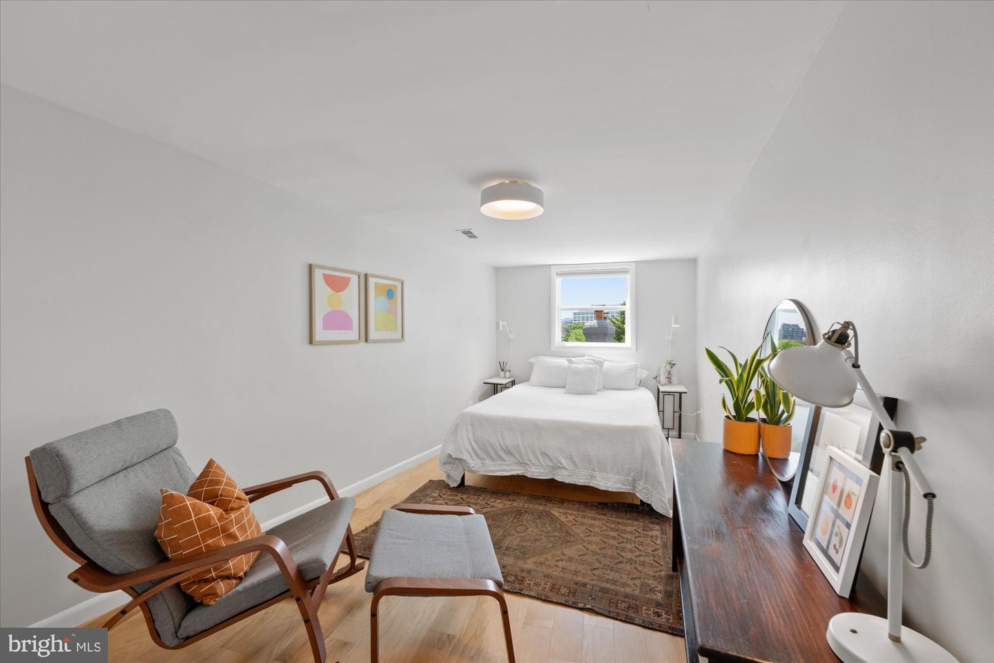 15 S ST NE #2, WASHINGTON, District Of Columbia 20002, 4 Bedrooms Bedrooms, ,4 BathroomsBathrooms,Residential,For sale,15 S ST NE #2,DCDC2212592 MLS # DCDC2212592