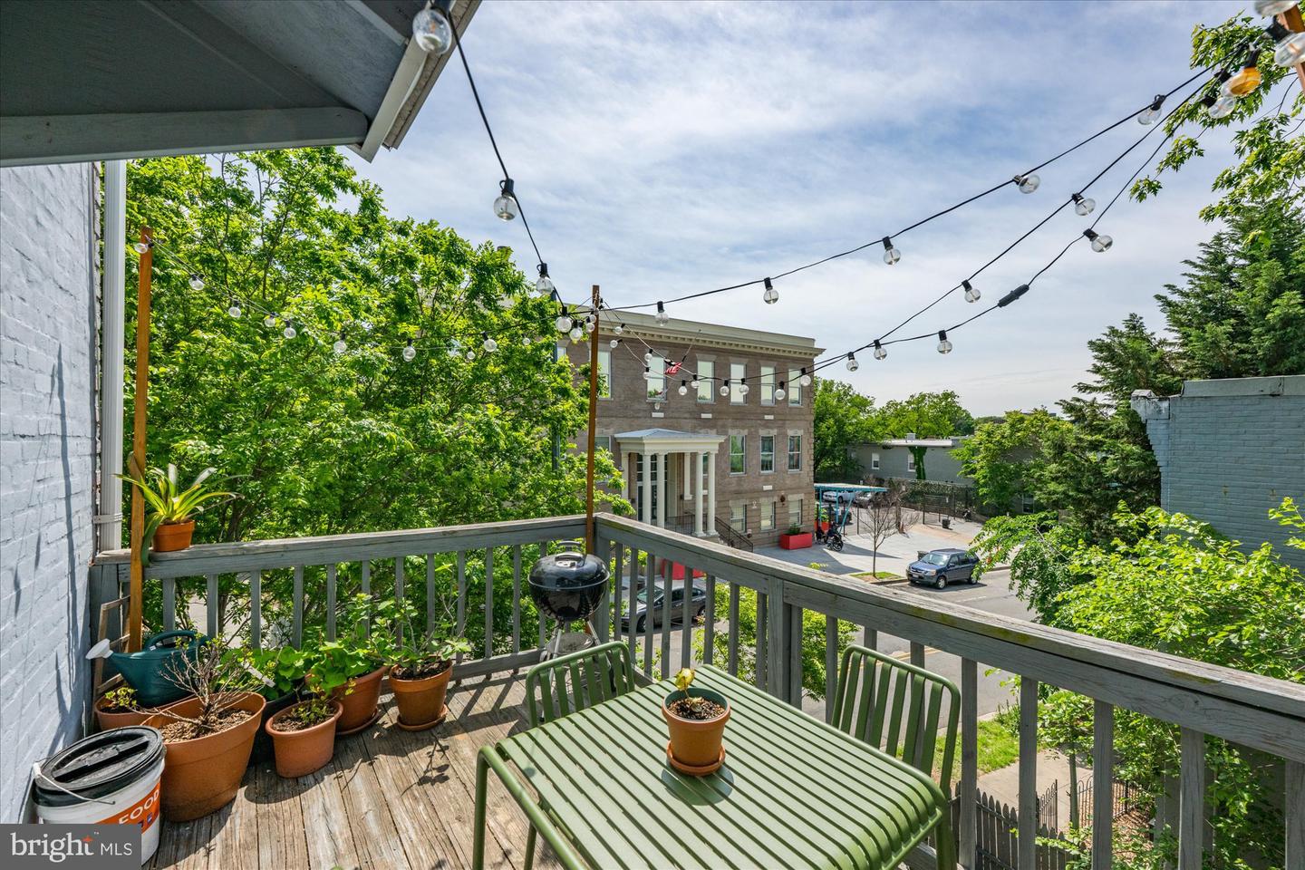 15 S ST NE #2, WASHINGTON, District Of Columbia 20002, 4 Bedrooms Bedrooms, ,4 BathroomsBathrooms,Residential,For sale,15 S ST NE #2,DCDC2212592 MLS # DCDC2212592