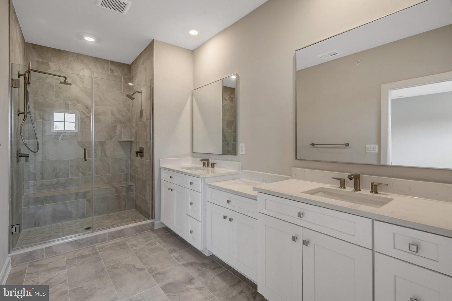 43769 METRO TER, ASHBURN, Virginia 20147, 3 Bedrooms Bedrooms, ,2 BathroomsBathrooms,Residential,For sale,43769 METRO TER,VALO2103334 MLS # VALO2103334