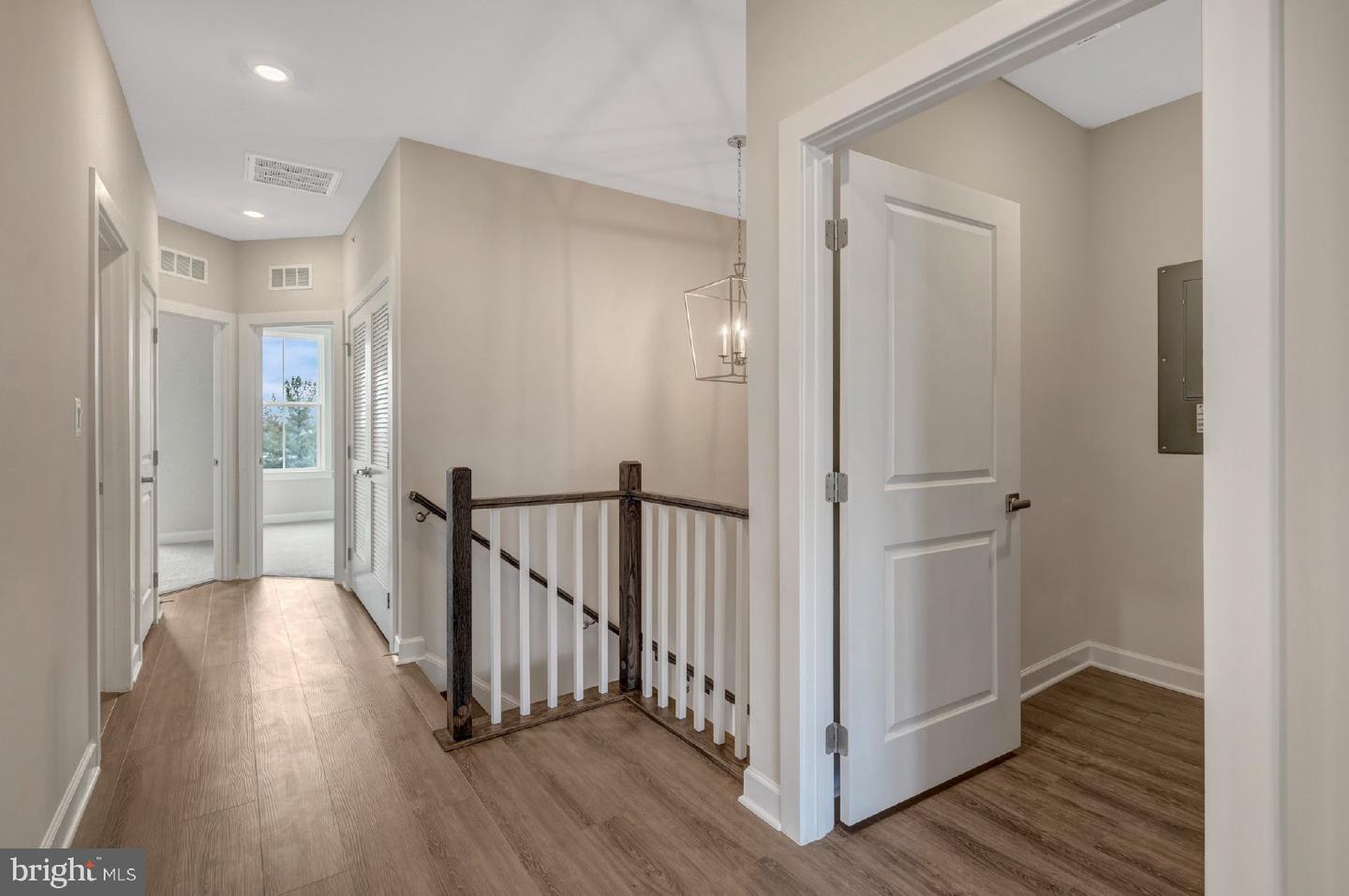 43769 METRO TER, ASHBURN, Virginia 20147, 3 Bedrooms Bedrooms, ,2 BathroomsBathrooms,Residential,For sale,43769 METRO TER,VALO2103334 MLS # VALO2103334