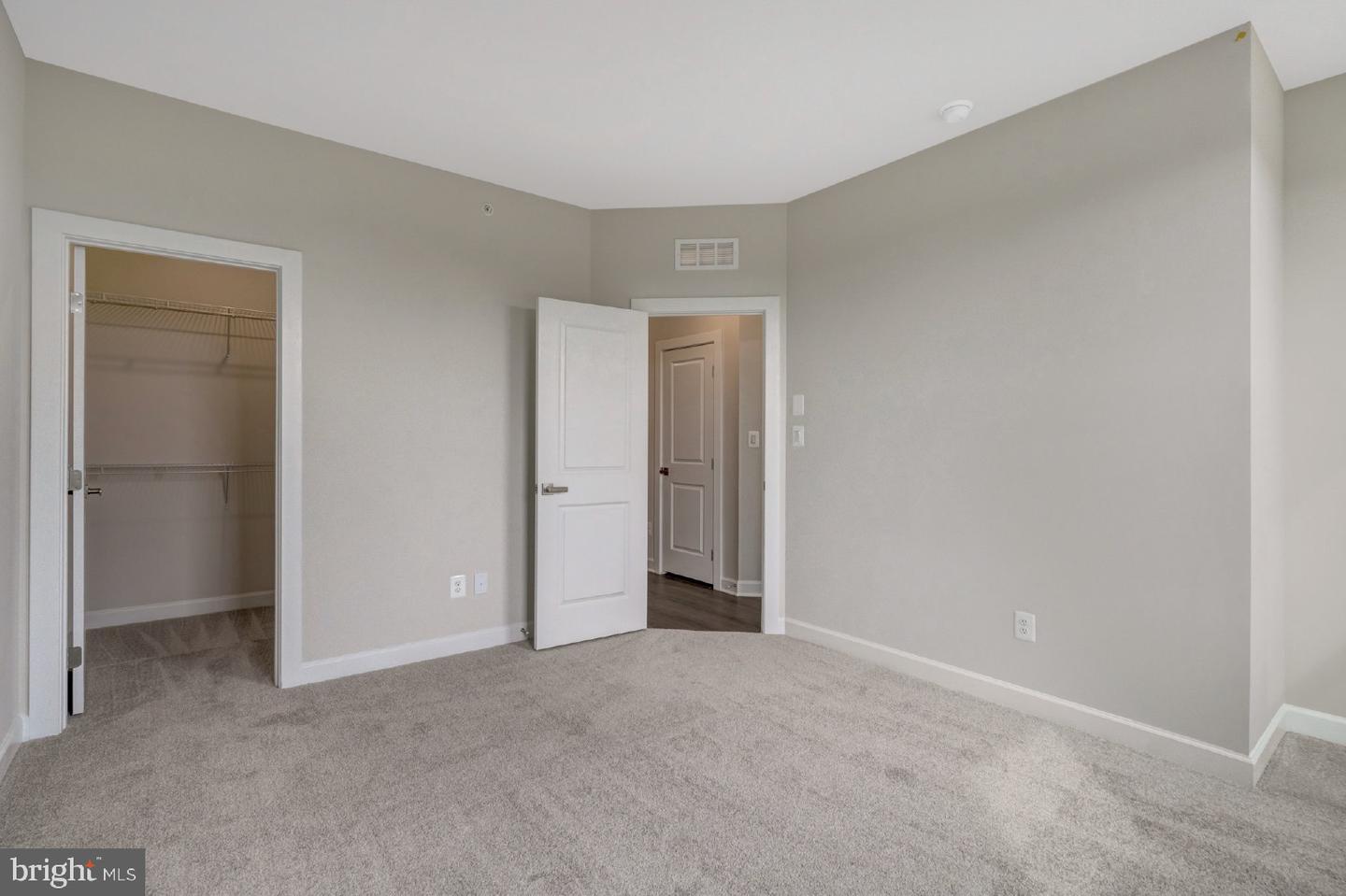 43769 METRO TER, ASHBURN, Virginia 20147, 3 Bedrooms Bedrooms, ,2 BathroomsBathrooms,Residential,For sale,43769 METRO TER,VALO2103334 MLS # VALO2103334