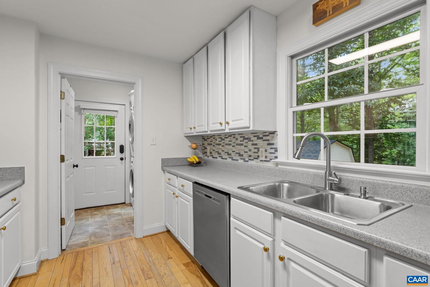 37 RIVERSIDE DR, PALMYRA, Virginia 22963, 3 Bedrooms Bedrooms, ,2 BathroomsBathrooms,Residential,For sale,37 RIVERSIDE DR,667220 MLS # 667220