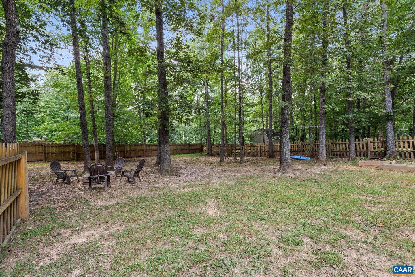 37 RIVERSIDE DR, PALMYRA, Virginia 22963, 3 Bedrooms Bedrooms, ,2 BathroomsBathrooms,Residential,For sale,37 RIVERSIDE DR,667220 MLS # 667220