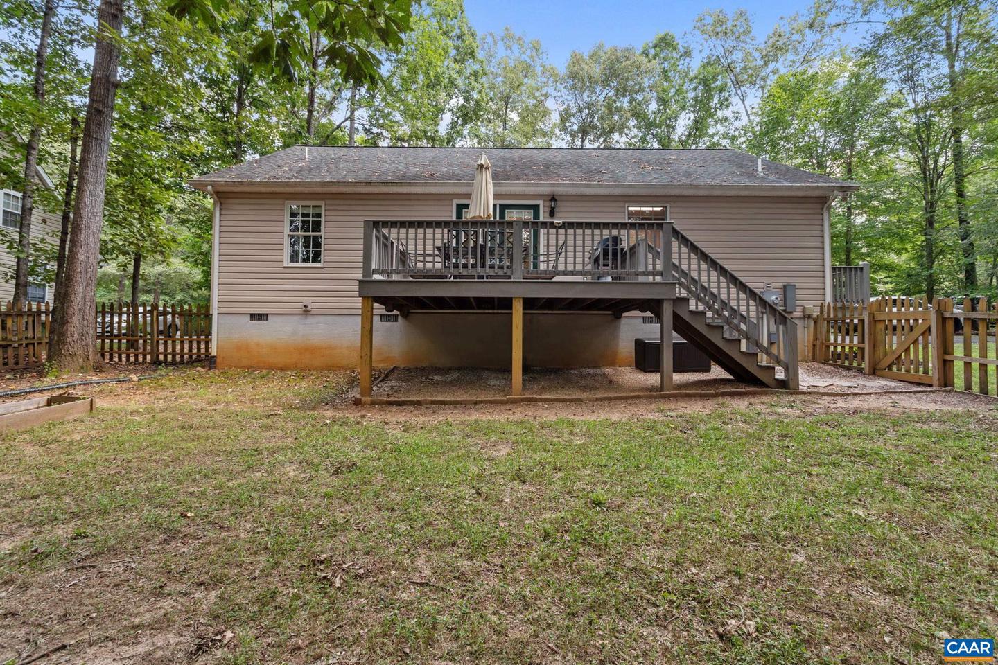 37 RIVERSIDE DR, PALMYRA, Virginia 22963, 3 Bedrooms Bedrooms, ,2 BathroomsBathrooms,Residential,For sale,37 RIVERSIDE DR,667220 MLS # 667220