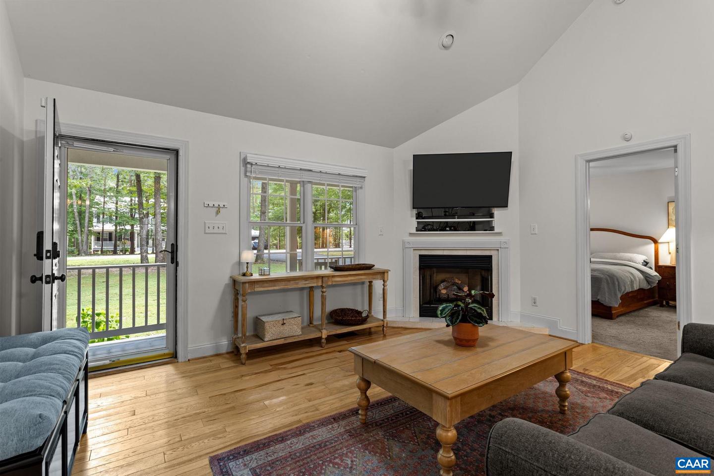 37 RIVERSIDE DR, PALMYRA, Virginia 22963, 3 Bedrooms Bedrooms, ,2 BathroomsBathrooms,Residential,For sale,37 RIVERSIDE DR,667220 MLS # 667220