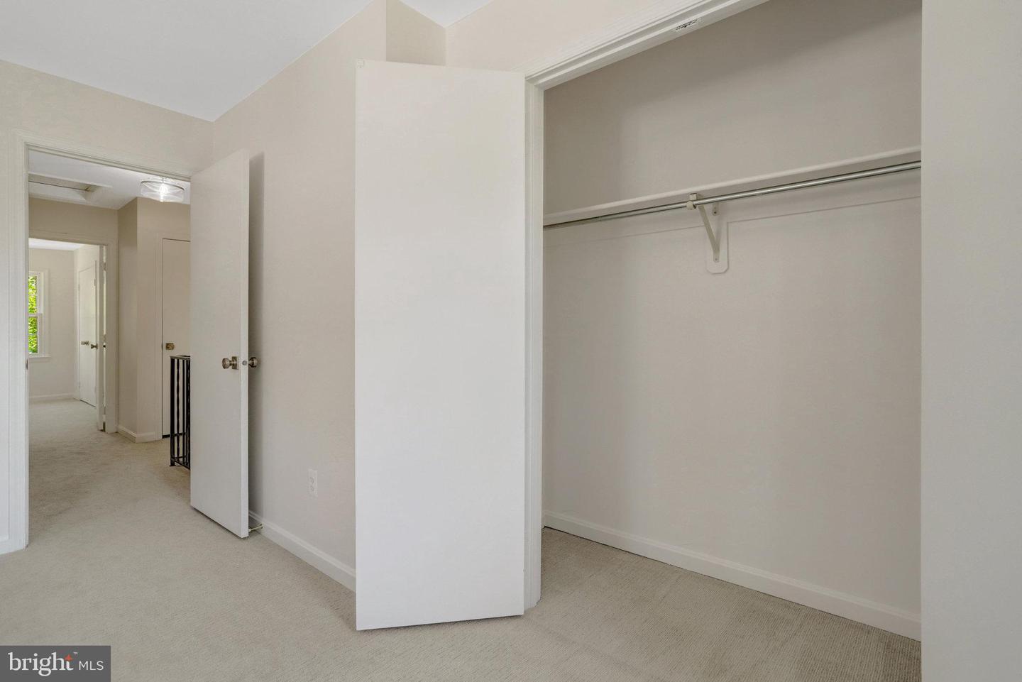 202 LAVERNE AVE, ALEXANDRIA, Virginia 22305, 2 Bedrooms Bedrooms, ,2 BathroomsBathrooms,Residential,For sale,202 LAVERNE AVE,VAAX2038778 MLS # VAAX2038778