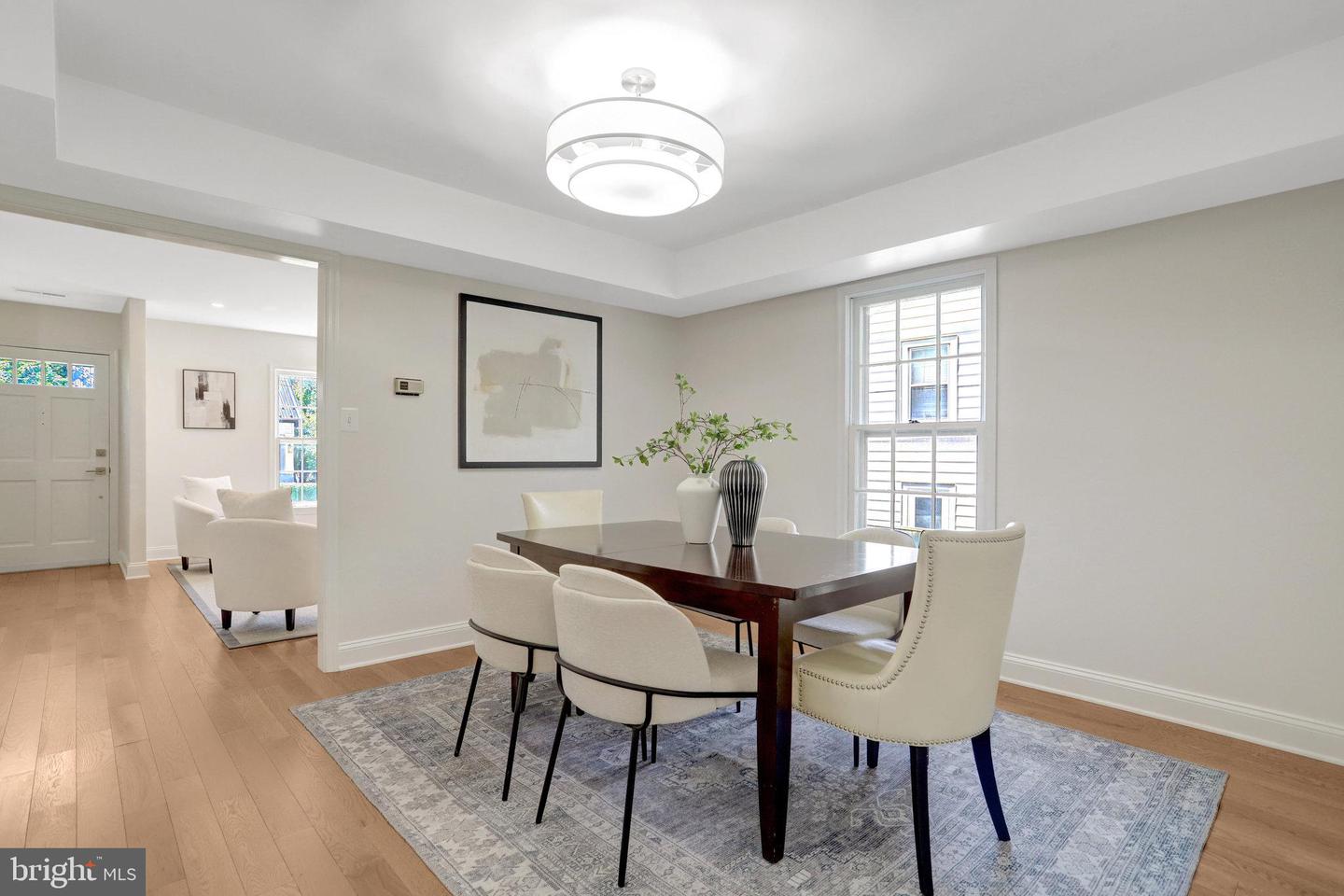 202 LAVERNE AVE, ALEXANDRIA, Virginia 22305, 2 Bedrooms Bedrooms, ,2 BathroomsBathrooms,Residential,For sale,202 LAVERNE AVE,VAAX2038778 MLS # VAAX2038778