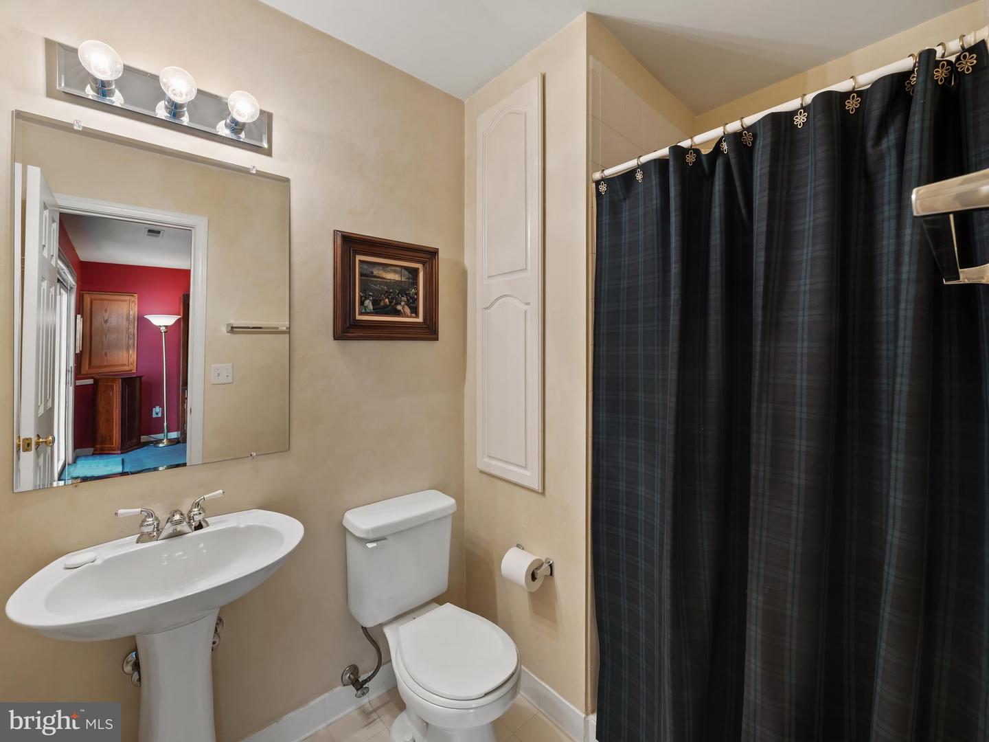 1711 BLUE FLINT CT, RESTON, Virginia 20190, 3 Bedrooms Bedrooms, ,3 BathroomsBathrooms,Residential,For sale,1711 BLUE FLINT CT,VAFX2209746 MLS # VAFX2209746