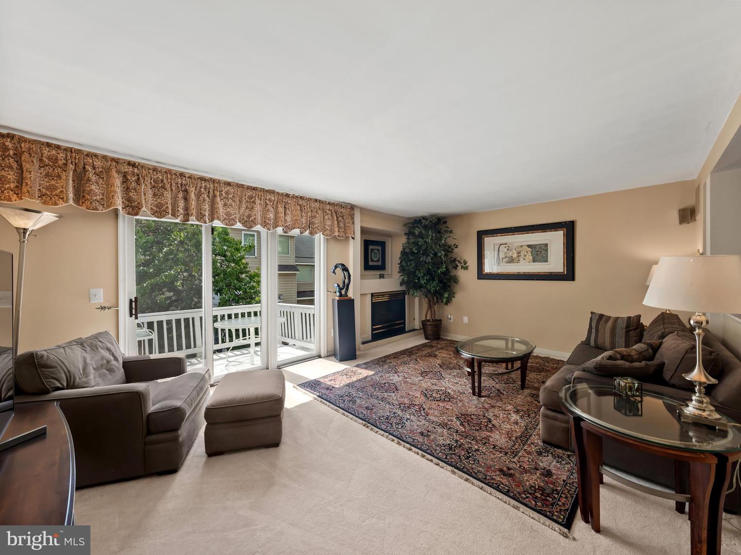 1711 BLUE FLINT CT, RESTON, Virginia 20190, 3 Bedrooms Bedrooms, ,3 BathroomsBathrooms,Residential,For sale,1711 BLUE FLINT CT,VAFX2209746 MLS # VAFX2209746