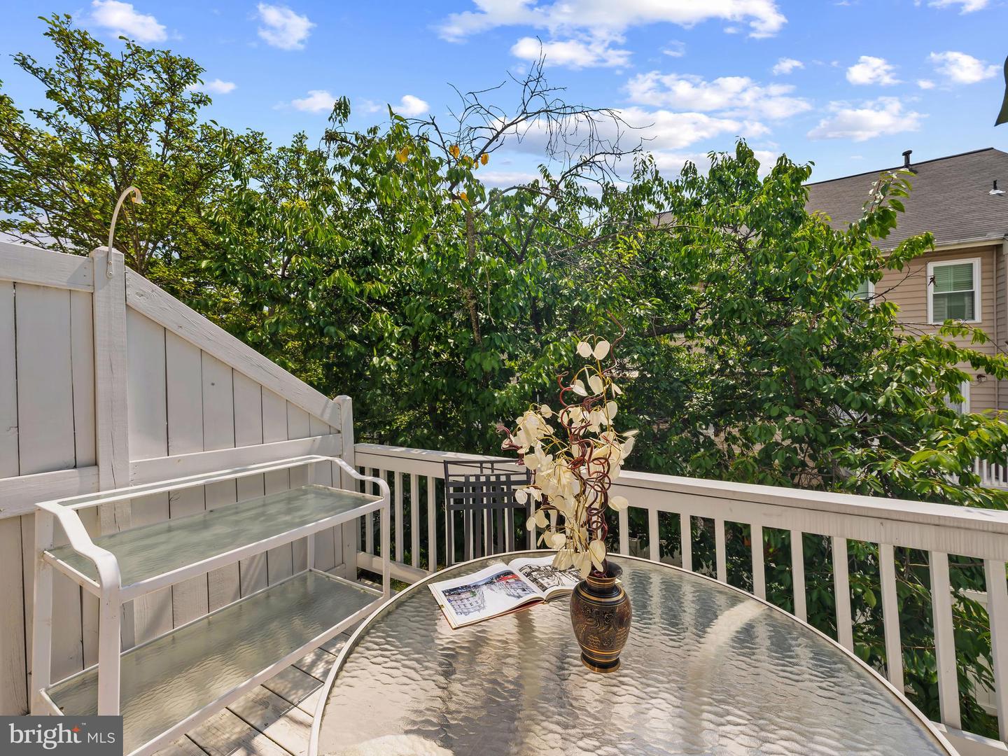 1711 BLUE FLINT CT, RESTON, Virginia 20190, 3 Bedrooms Bedrooms, ,3 BathroomsBathrooms,Residential,For sale,1711 BLUE FLINT CT,VAFX2209746 MLS # VAFX2209746