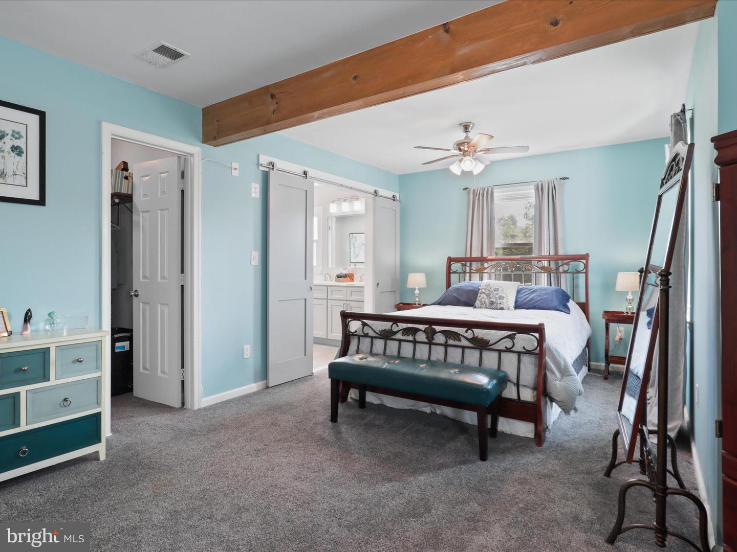 216 CATOCTIN CIR NE, LEESBURG, Virginia 20176, 3 Bedrooms Bedrooms, ,2 BathroomsBathrooms,Residential,For sale,216 CATOCTIN CIR NE,VALO2090518 MLS # VALO2090518