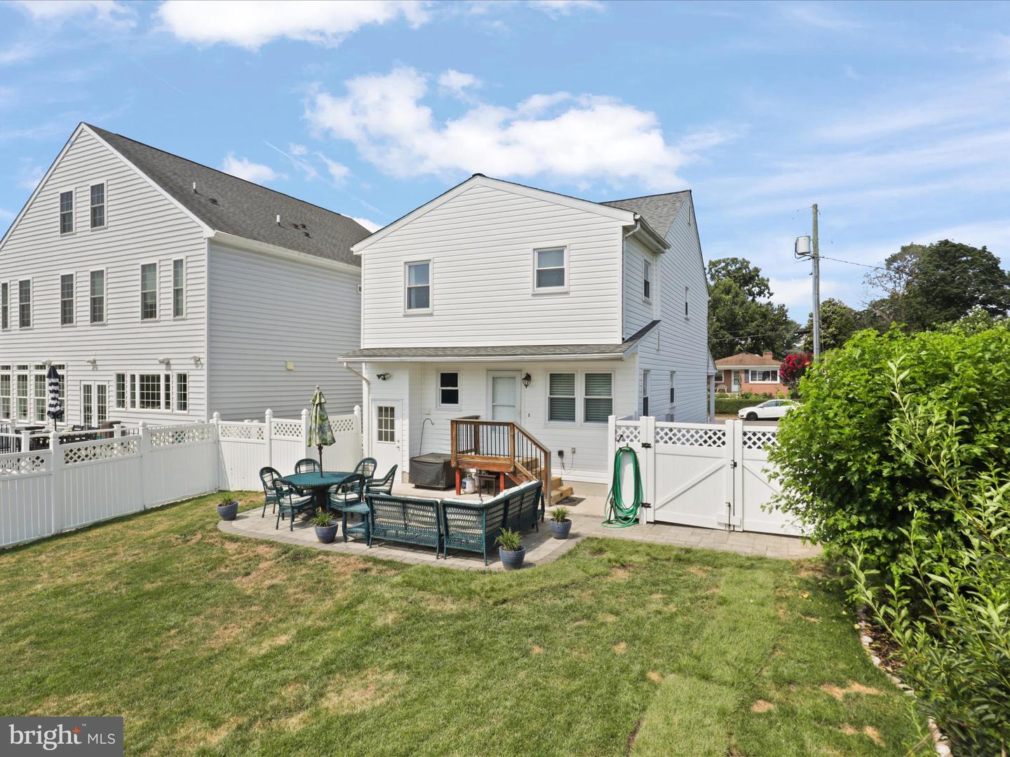 216 CATOCTIN CIR NE, LEESBURG, Virginia 20176, 3 Bedrooms Bedrooms, ,2 BathroomsBathrooms,Residential,For sale,216 CATOCTIN CIR NE,VALO2090518 MLS # VALO2090518