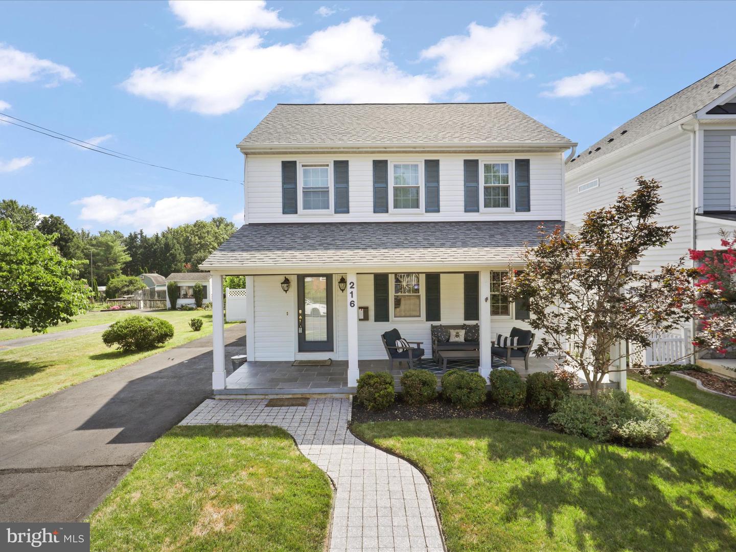 216 CATOCTIN CIR NE, LEESBURG, Virginia 20176, 3 Bedrooms Bedrooms, ,2 BathroomsBathrooms,Residential,For sale,216 CATOCTIN CIR NE,VALO2090518 MLS # VALO2090518
