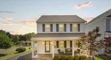 216 CATOCTIN CIR NE, LEESBURG, Virginia 20176, 3 Bedrooms Bedrooms, ,2 BathroomsBathrooms,Residential,For sale,216 CATOCTIN CIR NE,VALO2090518 MLS # VALO2090518