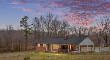 101 HARRELL RD, FREDERICKSBURG, Virginia 22405, 4 Bedrooms Bedrooms, ,2 BathroomsBathrooms,Residential,For sale,101 HARRELL RD,VAST2036834 MLS # VAST2036834