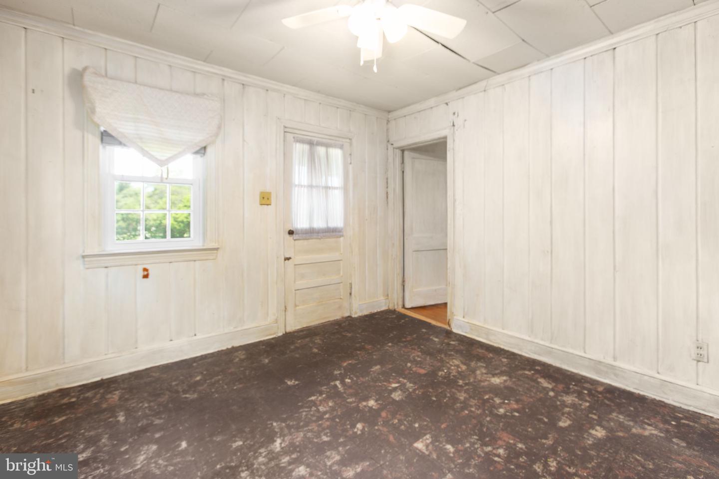349 GREENBANK RD, FREDERICKSBURG, Virginia 22406, 4 Bedrooms Bedrooms, ,1 BathroomBathrooms,Residential,For sale,349 GREENBANK RD,VAST2038624 MLS # VAST2038624