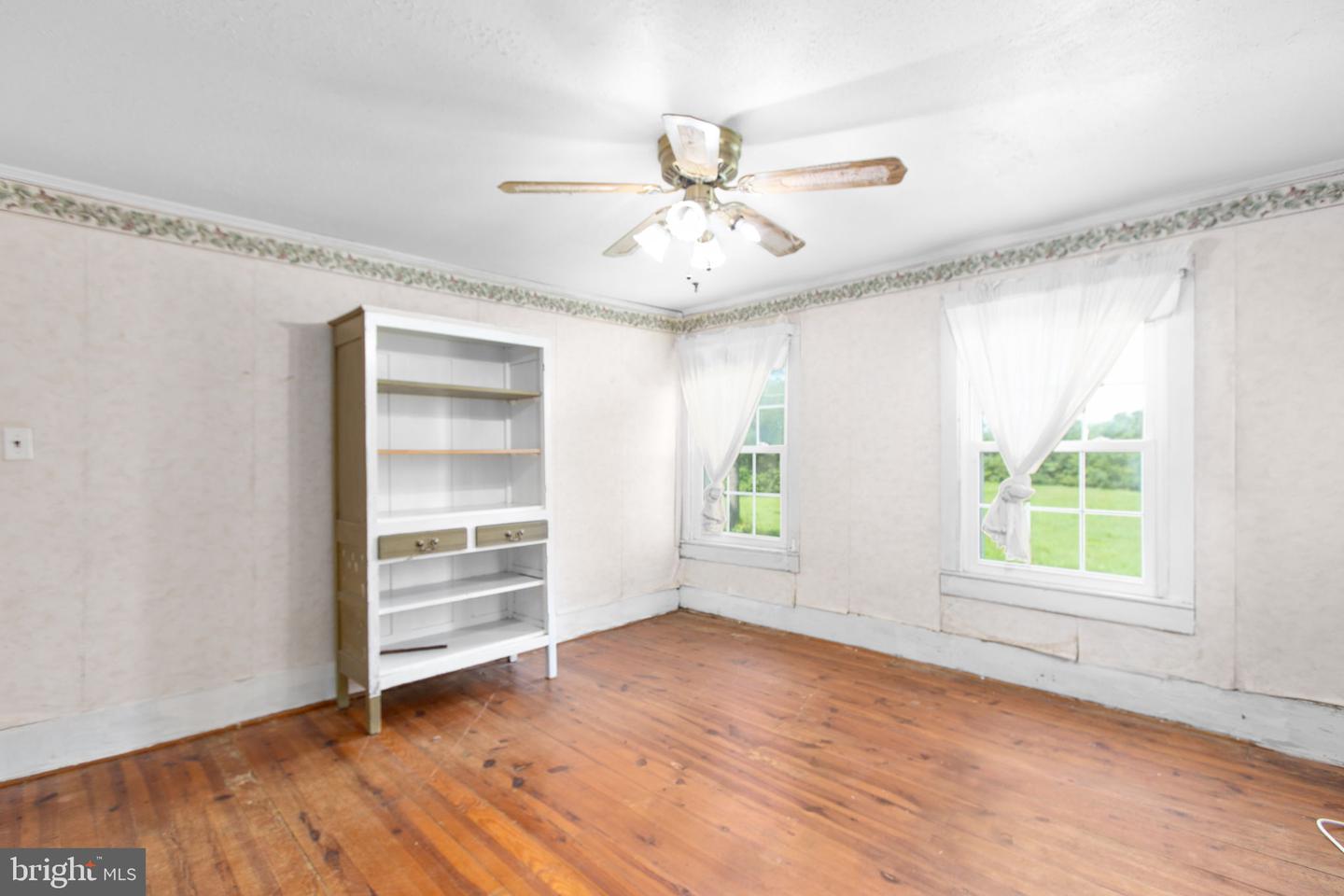 349 GREENBANK RD, FREDERICKSBURG, Virginia 22406, 4 Bedrooms Bedrooms, ,1 BathroomBathrooms,Residential,For sale,349 GREENBANK RD,VAST2038624 MLS # VAST2038624