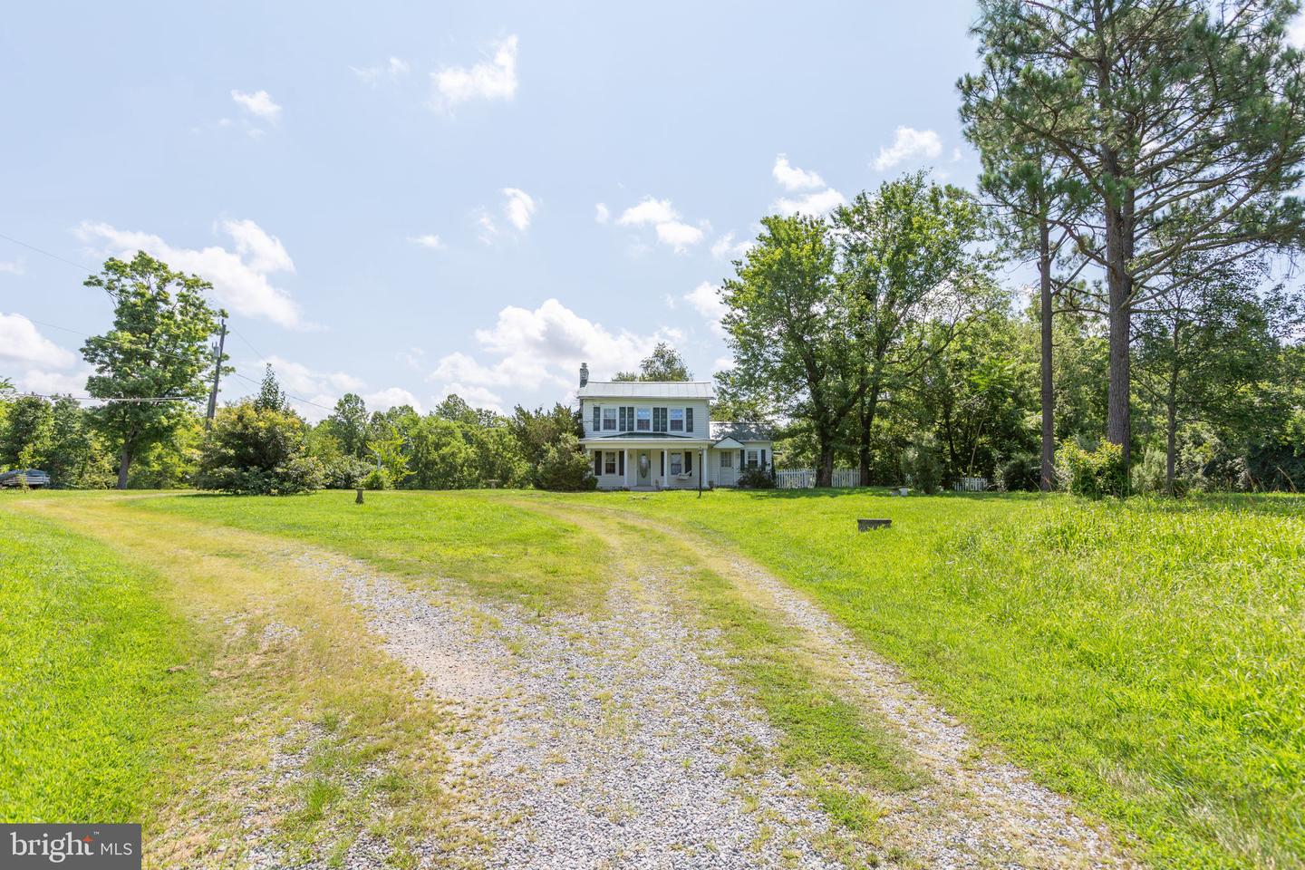 349 GREENBANK RD, FREDERICKSBURG, Virginia 22406, 4 Bedrooms Bedrooms, ,1 BathroomBathrooms,Residential,For sale,349 GREENBANK RD,VAST2038624 MLS # VAST2038624