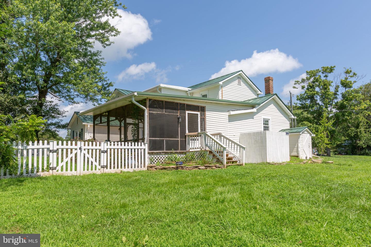 349 GREENBANK RD, FREDERICKSBURG, Virginia 22406, 4 Bedrooms Bedrooms, ,1 BathroomBathrooms,Residential,For sale,349 GREENBANK RD,VAST2038624 MLS # VAST2038624