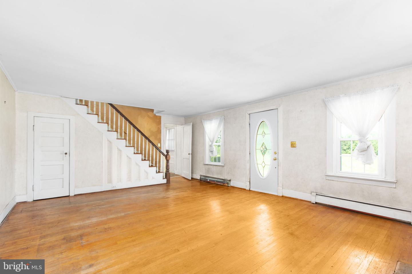 349 GREENBANK RD, FREDERICKSBURG, Virginia 22406, 4 Bedrooms Bedrooms, ,1 BathroomBathrooms,Residential,For sale,349 GREENBANK RD,VAST2038624 MLS # VAST2038624