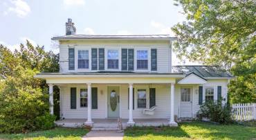 349 GREENBANK RD, FREDERICKSBURG, Virginia 22406, 4 Bedrooms Bedrooms, ,1 BathroomBathrooms,Residential,For sale,349 GREENBANK RD,VAST2038624 MLS # VAST2038624
