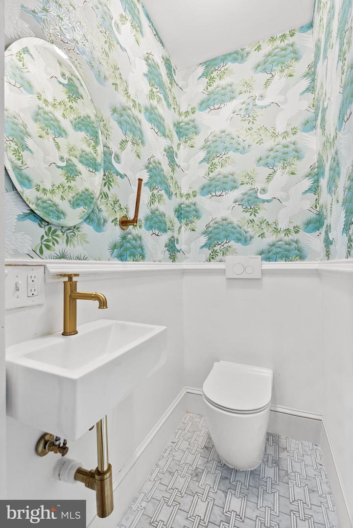 2210 38TH ST NW, WASHINGTON, District Of Columbia 20007, 3 Bedrooms Bedrooms, ,2 BathroomsBathrooms,Residential,For sale,2210 38TH ST NW,DCDC2200726 MLS # DCDC2200726